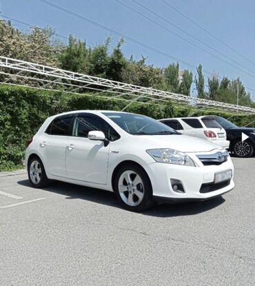 тойота гибрит: Toyota Auris: 1.8 л | 2011 г. | Хэтчбэк
