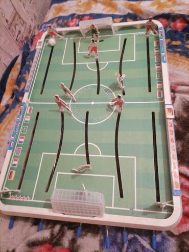 futbol masası: Mini Futbol oyunu. Rusiya istehsalıdır, son qiymət 15 manat