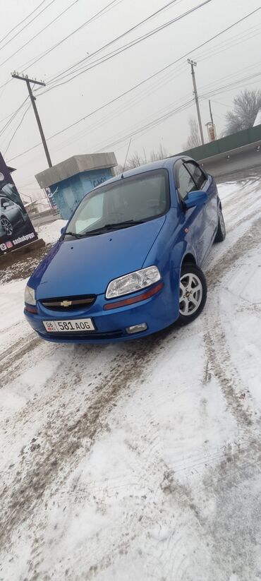 дешёвые автомобиля: Chevrolet Aveo: 2004 г., 1.4 л, Механика, Бензин, Седан