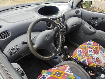 mini car: Toyota Yaris Verso: 2001 г., 1.3 л, Механика, Бензин, Минивэн — 9