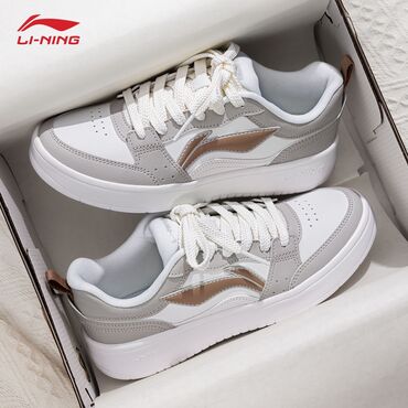 Кроссовки и спортивная обувь: Кроссовки Li-Ning оригинал, новые, 35 размер платная доставка