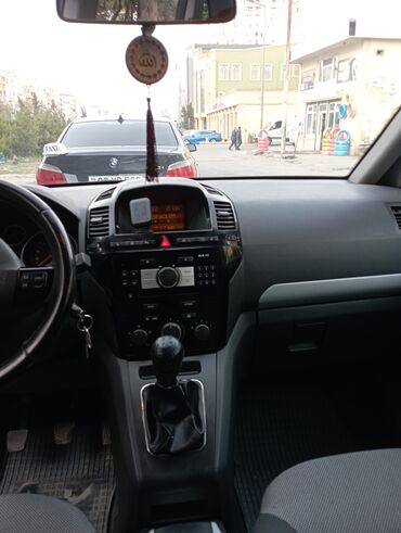 Opel: Opel Zafira: 1.7 l | 2010 il 450 km Universal — 10