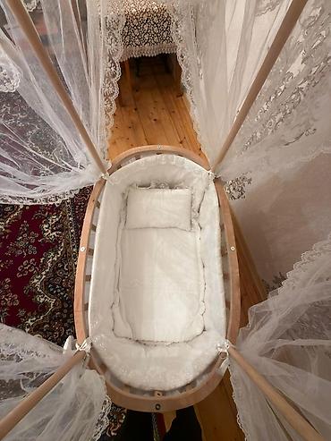 Beşiklər: Oğlan və qız üçün, Yeni, Yumru, Beşik, Dəstsiz, Matras ilə, Yellənmə mexanizm ilə — 5