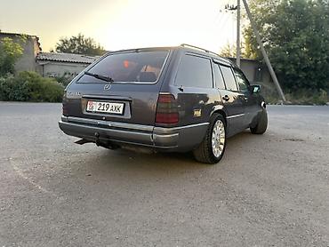 сонг плюс 2025: Mercedes-Benz W124: 1991 г., 2.3 л, Автомат, Бензин, Универсал — 6