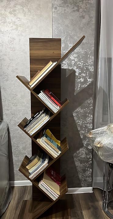 mebilər: Kitablıq Saloglu mebelin materyaldan yigılıb ideal veziuetdedir Unv — 1