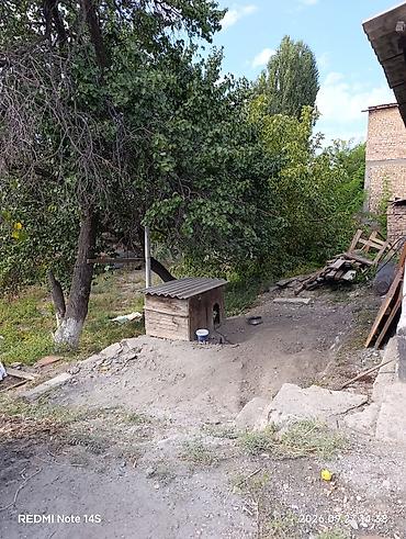 сокулук там: Продаю дом в Сокулуке в центре 12сотак времянка дом 4комнат кухня — 6
