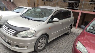 истеп машина: Toyota Ipsum: 2002 г., 2.4 л, Автомат, Бензин, Минивэн