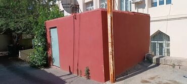 2 комнатные квартиры в новостройках: Təcilli elim yandıda balaxanıda 69 məktəbin tam yanında 4/3 balaca