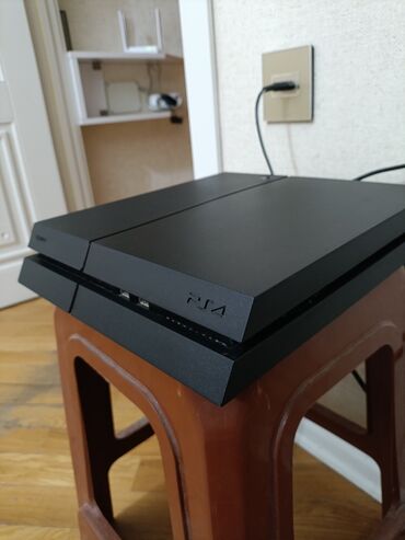 poco m4 pro 5g qiymeti: ( Barter Yoxdu ) Salam. Ps4 fat 500 gb satilir tam islek veziyetde