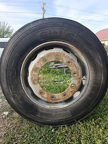 295 60 22 5: Грузовое колесо в сборе (шина + диск) - Марка шины: Giti - Модель — 3
