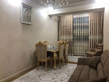 razin: Bakıxanov qəs., 2 otaqlı, Yeni tikili, 79 kv. m — 2