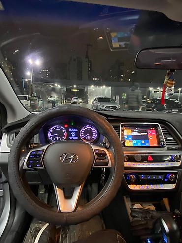 Hyundai: Hyundai Sonata: 2019 г., 2 л, Автомат, Газ, Седан — 6