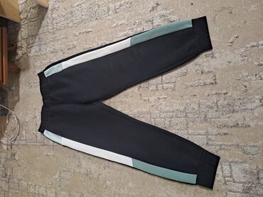 мурской брюки: Джинсы и брюки, цвет - Черный, Б/у