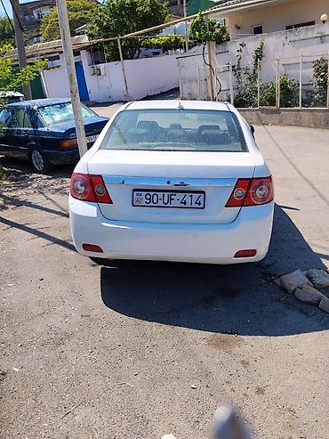 4 bolt 16 disk teker: Chevrolet Epica, ağ rəng, sedan masin otur sur masindi sekilde — 6