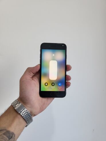 iphone ilkin odenissiz kredit: IPhone 8, 64 ГБ, Черный, Отпечаток пальца