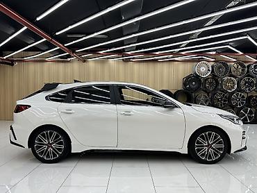 leopard 3: Kia K3: 2019 г., 1.6 л, Робот, Бензин, Хэтчбэк — 4