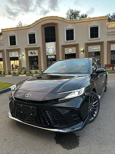 Toyota: Toyota Crown: 2025 г., Седан — 1