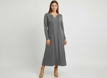 Carl Gustav Jung: Women`s dress, size M
