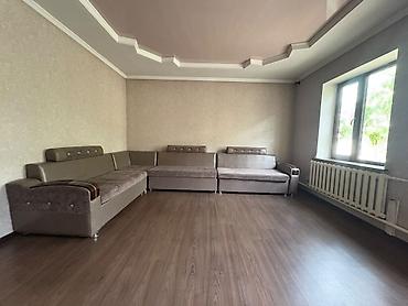 Үйлөрдү сатуу: 4 бөлмө, 100 м², 4 соток, Бишкек, Алтын-ордо ж/м Риелтор — 2