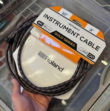 Синтезаторы: İnstrumental kabel 3 metr ROLAND satılır, məhsul yenidir, hədiyyə
