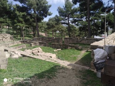 Daşınmaz əmlak: 4 sot, Tikinti