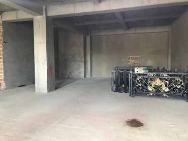 Продажа квартир: Сдаю Офис, 226 м², В жилом комплексе