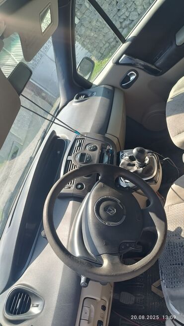 Renault: Renault Scénic minivan - Kuzov: 5 qapılı, tünd boz/gümüş iki rəngli — 8