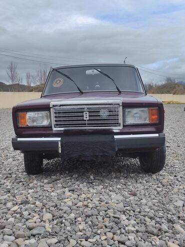 VAZ (LADA): VAZ (LADA) 2107: 1.7 l | 2006 il 256896 km Sedan