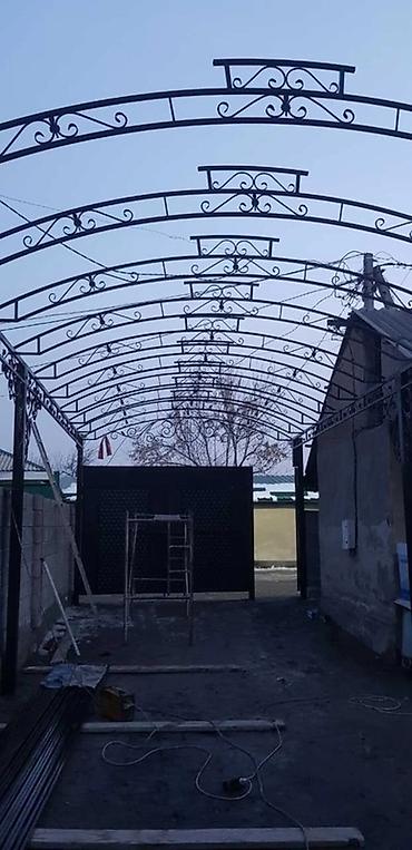 односкат: Кованые навесы и металлоконструкции под заказ - Изготовление и монтаж — 1