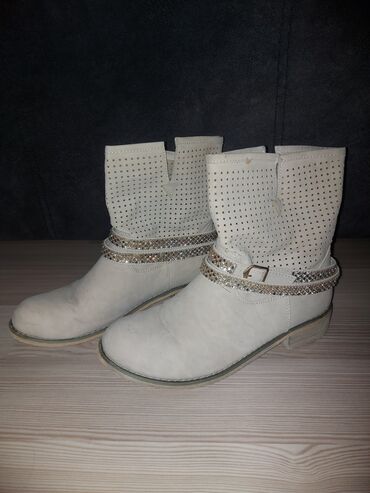 ugg čizme sive: Ankle boots, 39