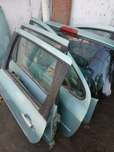 Sbor motorlar və silindr başlıqları: Pejo 307 aid bütün zapçaslar var — 8