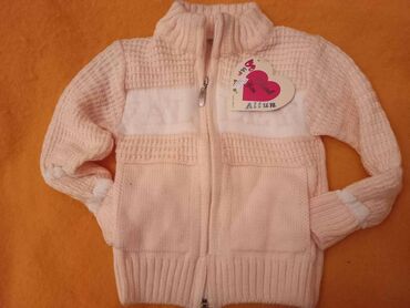 Koftalar, sviterlər: Teze jaketler 2-3 -4-5 yaw ucun .Alinan qiymetden cox ucuz satilir. 3 — 8