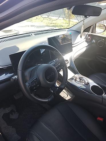BYD: BYD e2 — компактный электрический кросс-хэтчбек. Основные — 2