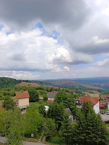 Stan na dan: Apartman T2 – planinski smeštaj sa panoramskim pogledom - Moderan — 4