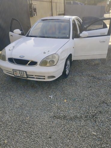 электромобиль neta: Daewoo Nubira: 1999 г., 1.6 л, Механика, Бензин, Седан