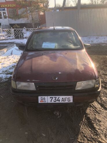 Opel: Opel Vectra: 1990 г., 1.6 л, Механика, Бензин, Седан