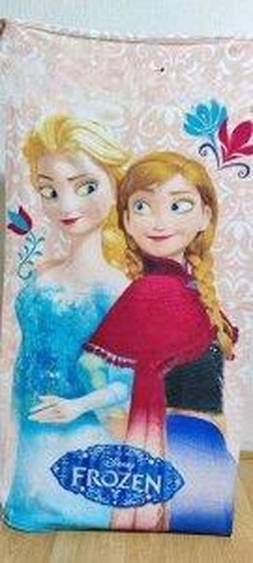 ormar za igracke: DISNEY FROZEN SISTERS FOREVER PESKIR NOV ICE KINGDOM AKCIJA | Cene — 2