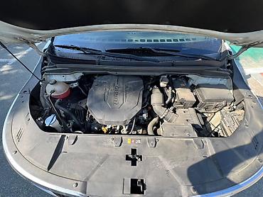 Kia: Kia Carnival: 2020 г., Минивэн — 15