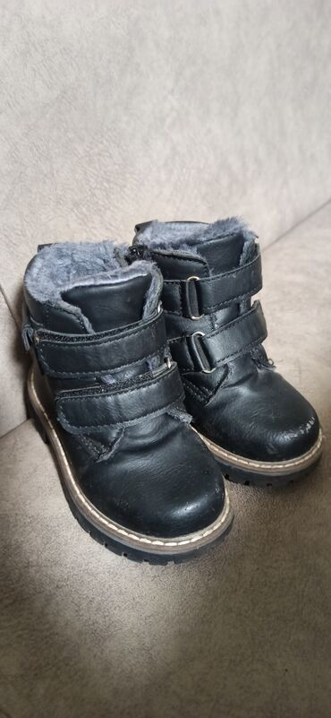 зимние обувь мужские: Детские зимние сапожки б/у, 22 размер