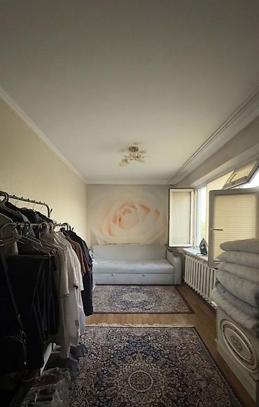 81: 2 комнаты, 44 м², Азия Молл 104 серия, 4 этаж, Старый ремонт — 1