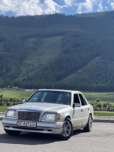 mercedes benz e 200: Mercedes-Benz W124: 1994 г., 2.2 л, Механика, Седан — 2