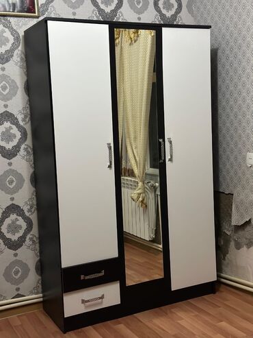 Digər mebel: Metis Dolab 180 manat ünvan Məhəmmədi.Mətiş 9000
