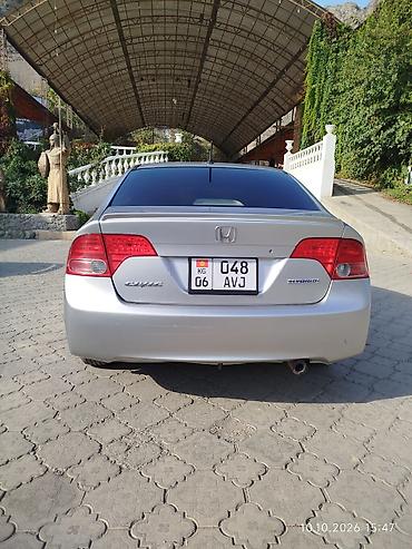 50 куб: Honda Civic: 2007 г., 1.3 л, Автомат, Бензин, Седан — 5