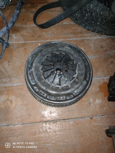 Двигатели, моторы и ГБЦ: Дизельный мотор Mitsubishi 2003 г., 1.9 л, Б/у, Оригинал — 12