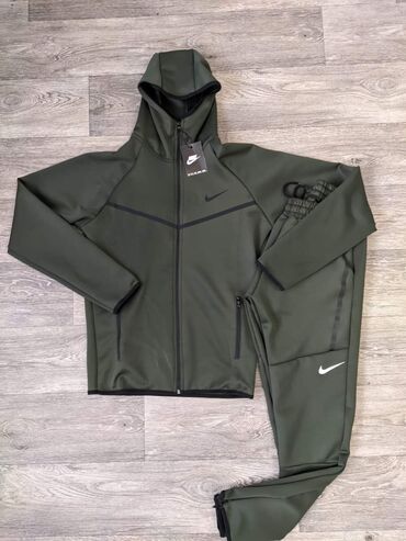 Trenerke: Muške trenerke M L XL XXL 3XL veličine za samo 4400 din — 4