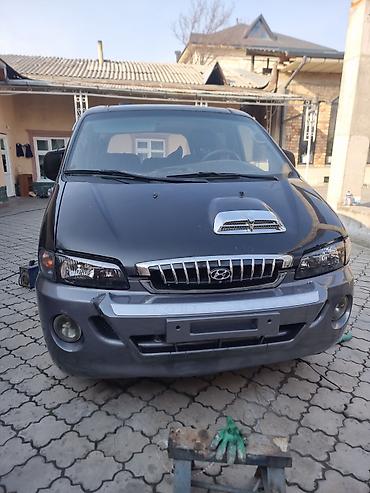 Hyundai: Hyundai Starex: 2004 г., Механика, Дизель, Минивэн — 9