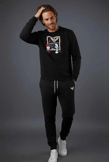 Duksevi: Muški duks sa printom – kolekcija sa Štrumpfovima Oni 5300 - Model — 3