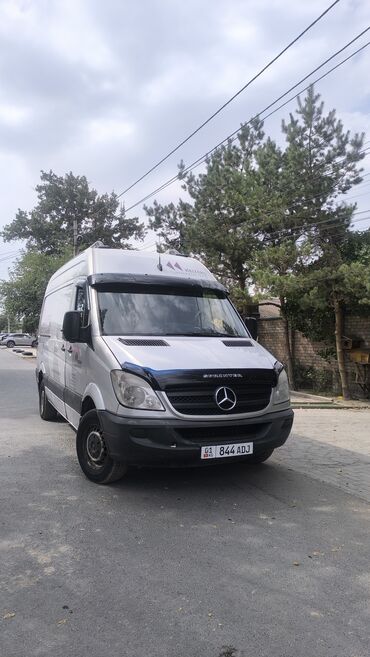 мерседес спринтер 515 грузовой: Жеңил жүк ташуучу унаа, Mercedes-Benz, Стандарт, 2 т, Колдонулган