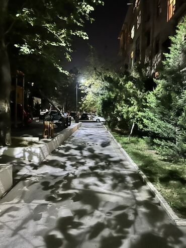 Köhnə tikili: Bakı, 1-ci mikrorayon, 2 otaqlı, Köhnə tikili, m. 20 Yanvar, 37 kv. m — 14