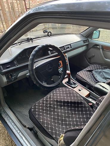 алло такси рядом кара суу: Mercedes-Benz E-Class: 1993 г., 2.2 л, Механика, Бензин, Седан — 4